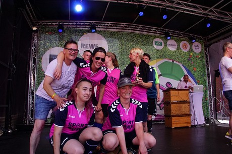Com Together Cup